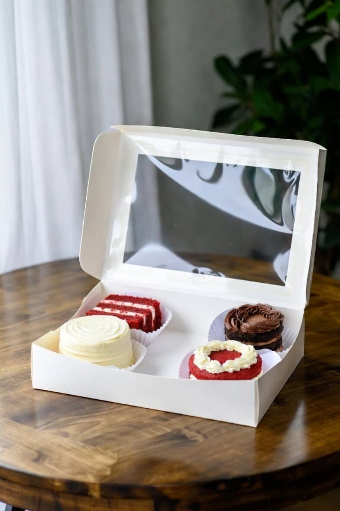 Wedding tasting box assortment